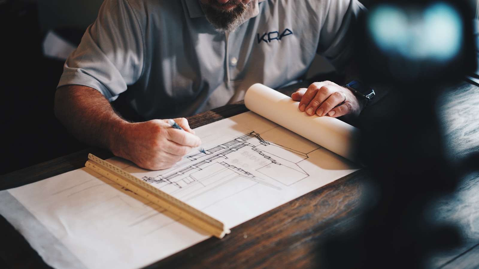 Builder Floor, Sector 57 — Structure + finishing